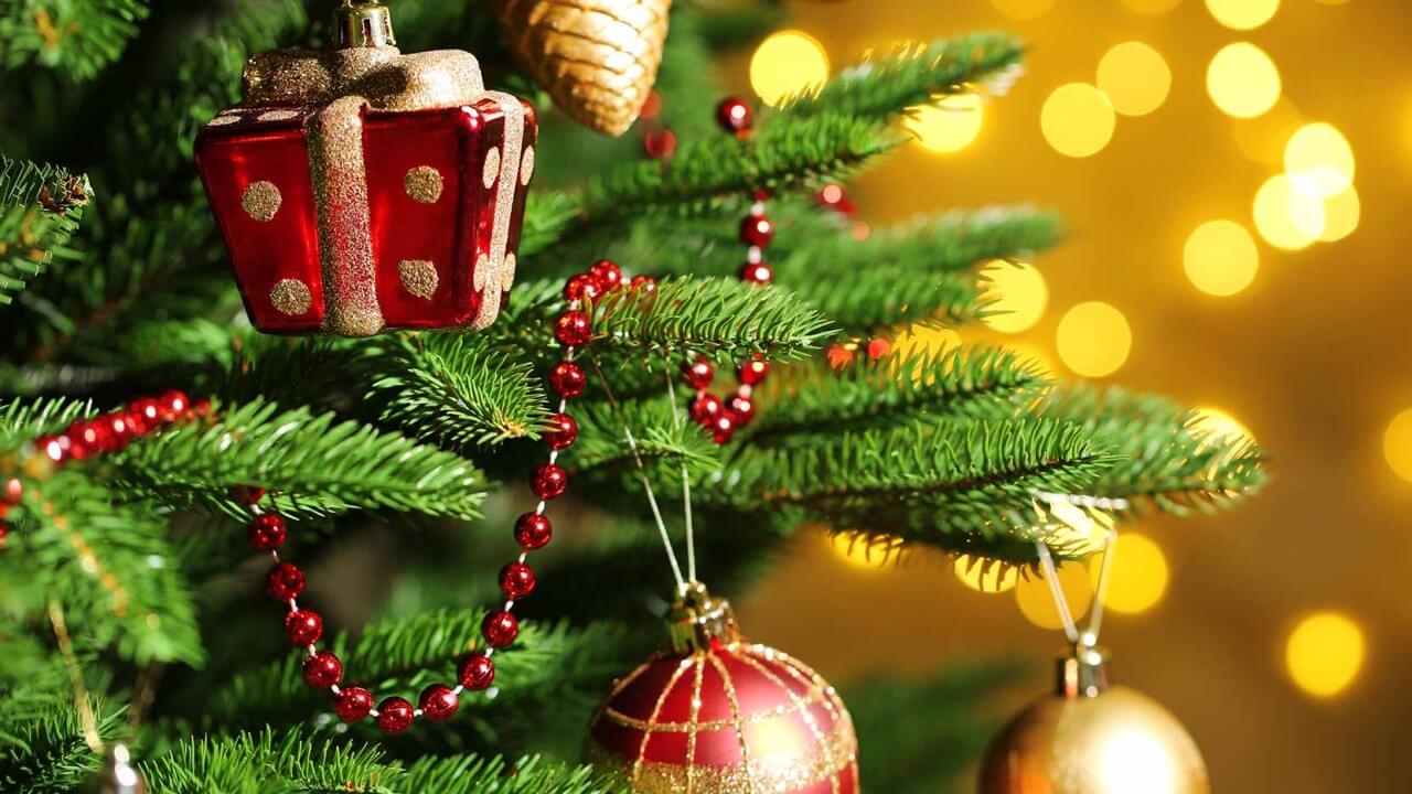 Ideen den Weihnachtsbaum zu dekorieren