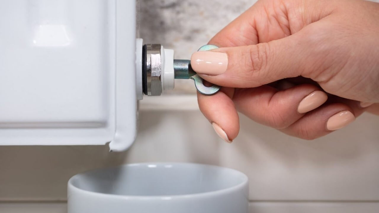 Heizung richtig entlüften: In 6 Schritten einfach erkärt