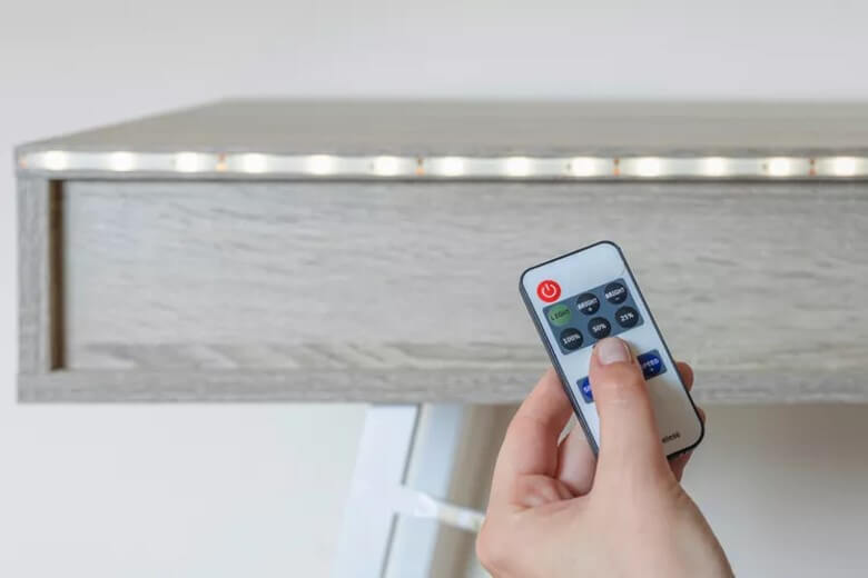 LED Streifen: Testen aller Lichter, der App und der Fernbedienung