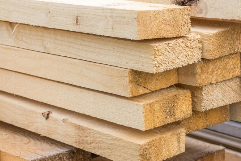 Holzhäuser: Der Baustoff Holz